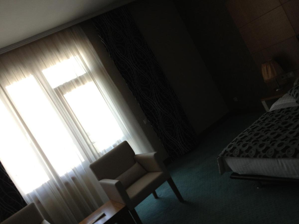 Grand Nur Plaza Hotel Aktau  Bagian luar foto