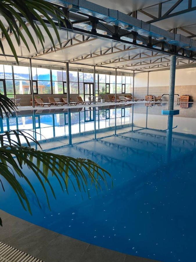 Grand Nur Plaza Hotel Aktau  Bagian luar foto
