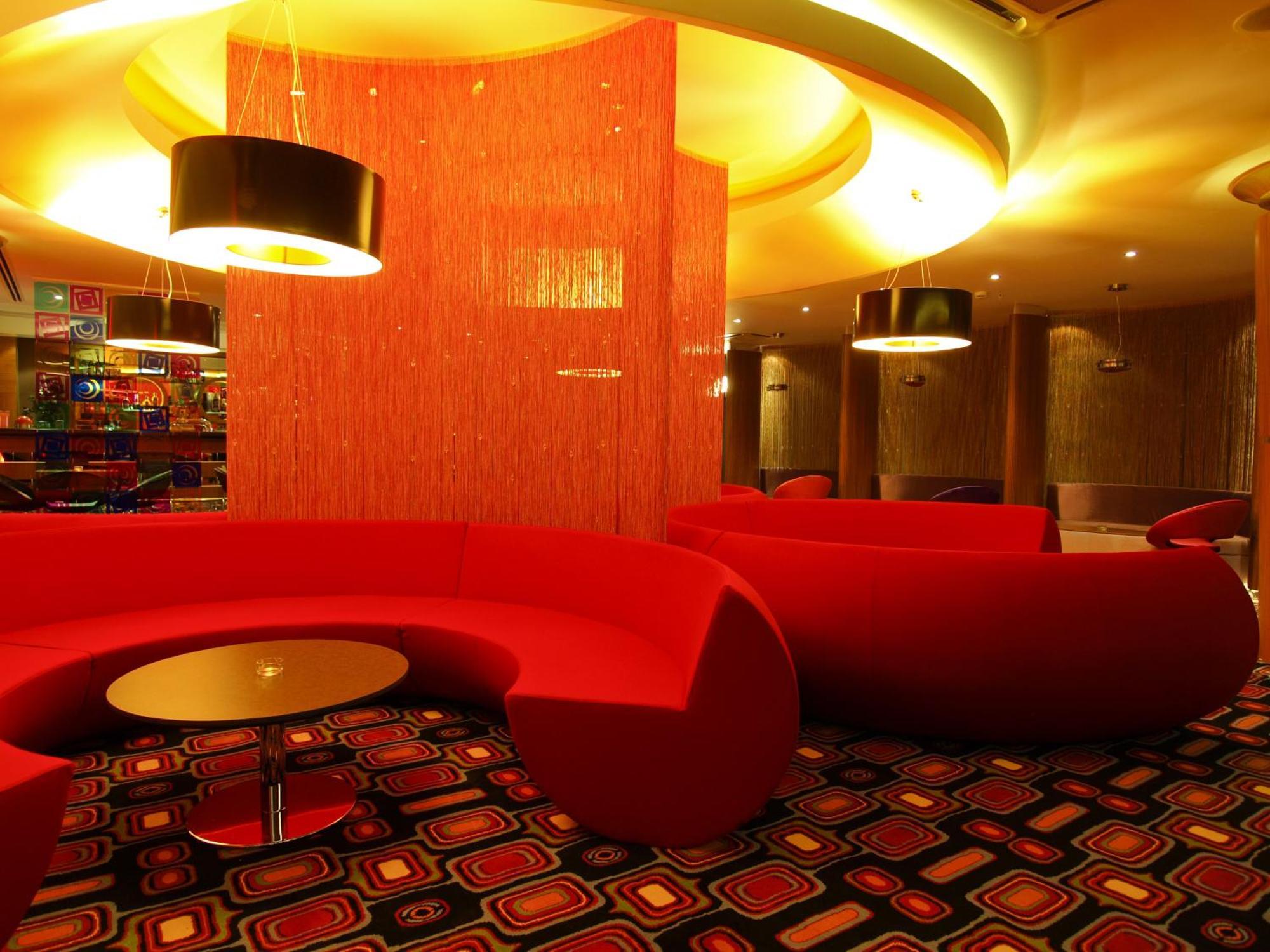 Grand Nur Plaza Hotel Aktau  Bagian luar foto