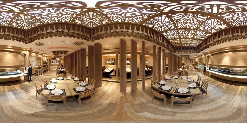 Grand Nur Plaza Hotel Aktau  Bagian luar foto
