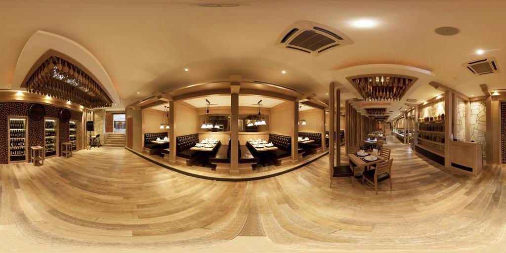 Grand Nur Plaza Hotel Aktau  Bagian luar foto